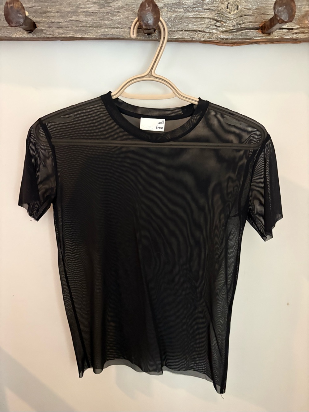 Wilfred Black Sheer Mesh Short-Sleeve Tee
